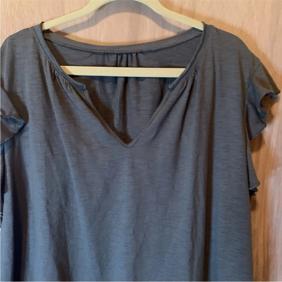 Shein Curve Woman's plus size 4X Green V-Neckline Pre-owned - Picture 4 of 11